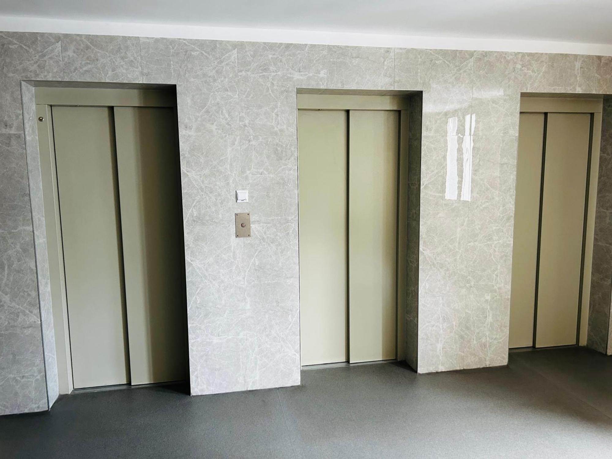 Sky Apartment Comfy Suite Pereca وارسو المظهر الخارجي الصورة